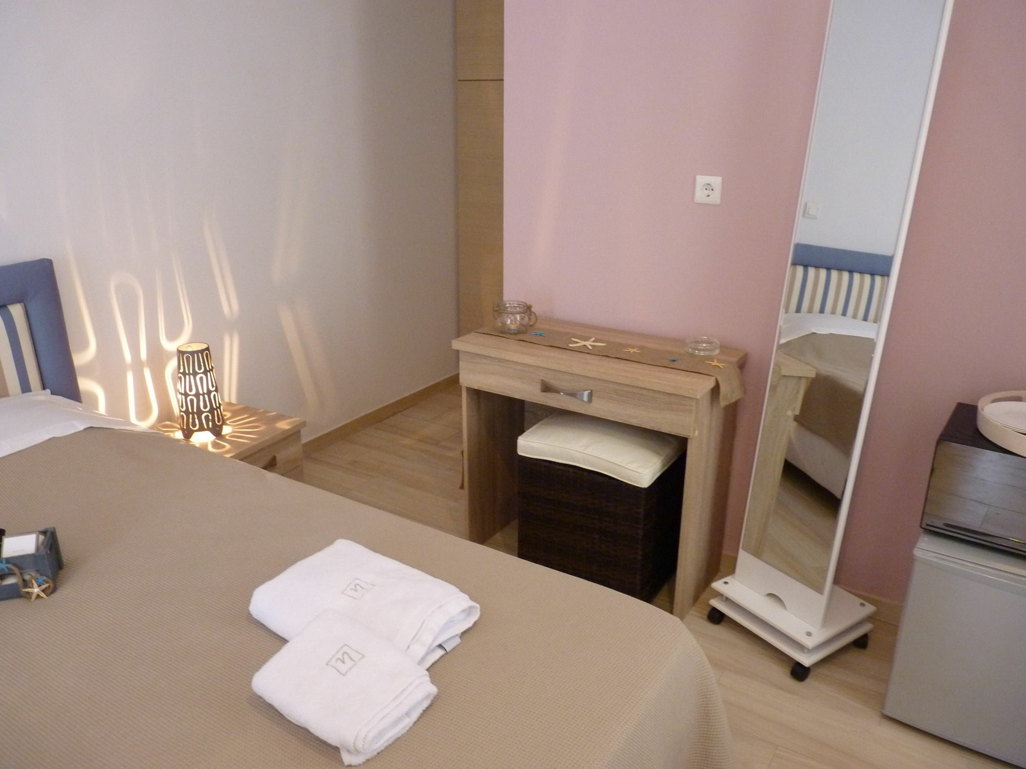 Ilianthos Apartments & Studios Mikrósz Jalósz Kültér fotó